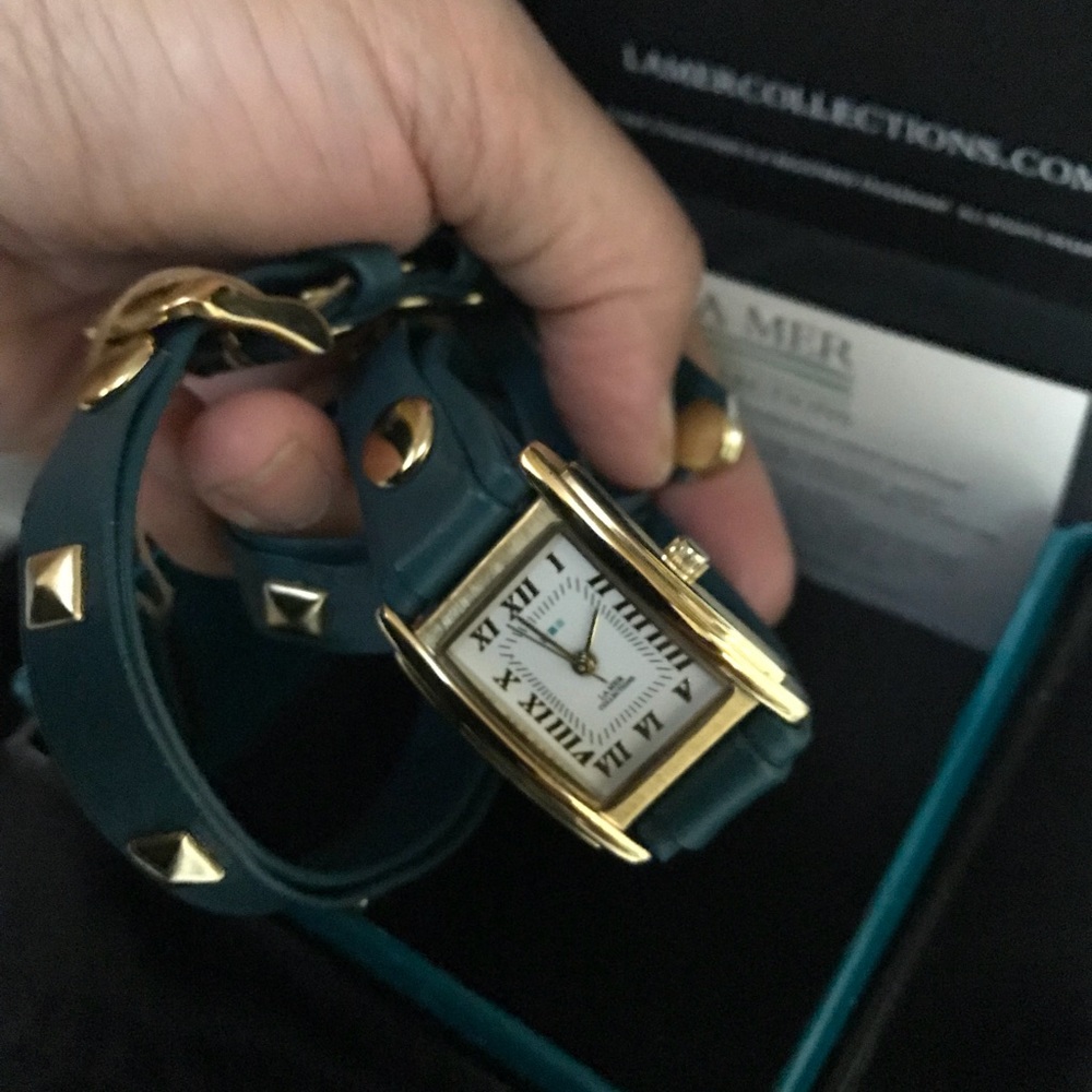Lamer women watch🌹💕